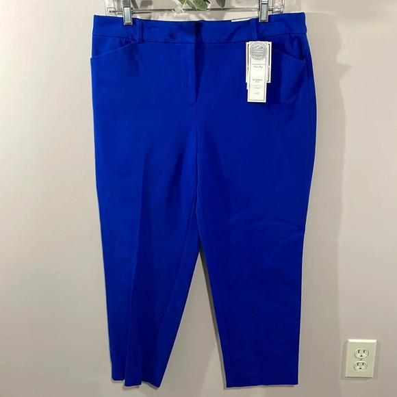NWT Charter Club Pant Shop Classic Fit Tummy Slimming Crop Pant Blue 10 - Picture 1 of 16